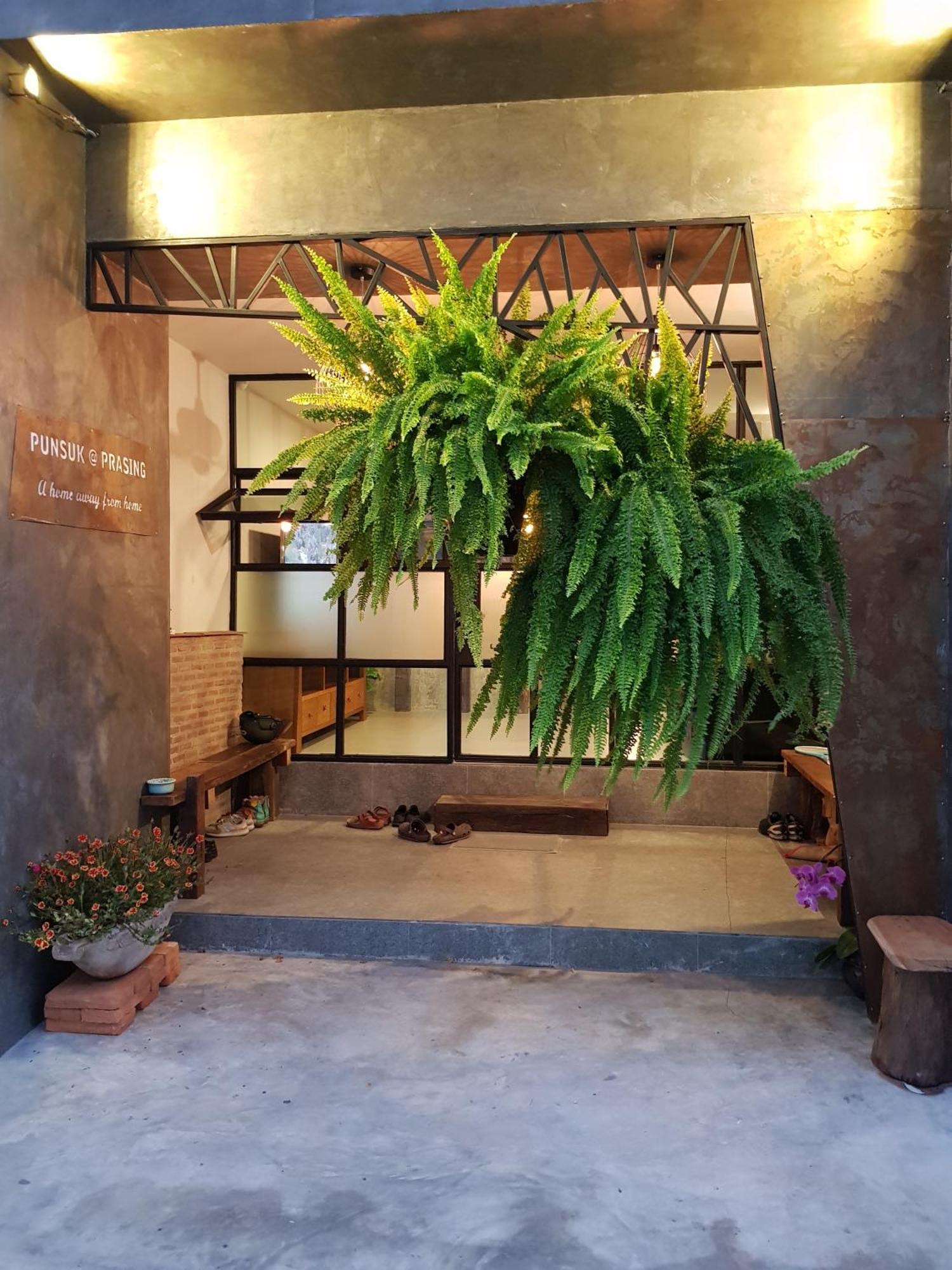 Punsuk@Prasing Bed & Breakfast Chiang Mai Exterior photo