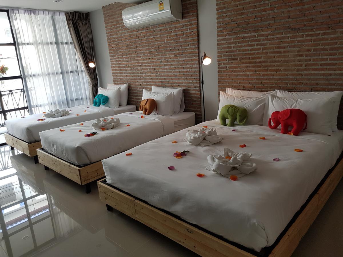 Punsuk@Prasing Bed & Breakfast Chiang Mai Exterior photo